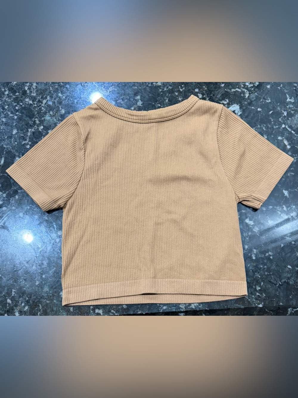 Ribbed Tan Crop Top 🤎 Size Small 🤎 Super Cute 🤎
